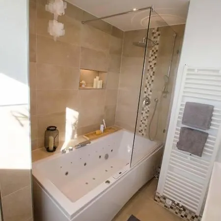 Apartmán Casarina - Stylisches Penthouse Im Zentrum