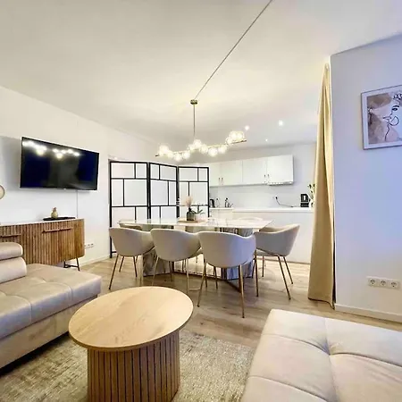 Apartmán Casarina - Stylisches Penthouse Im Zentrum